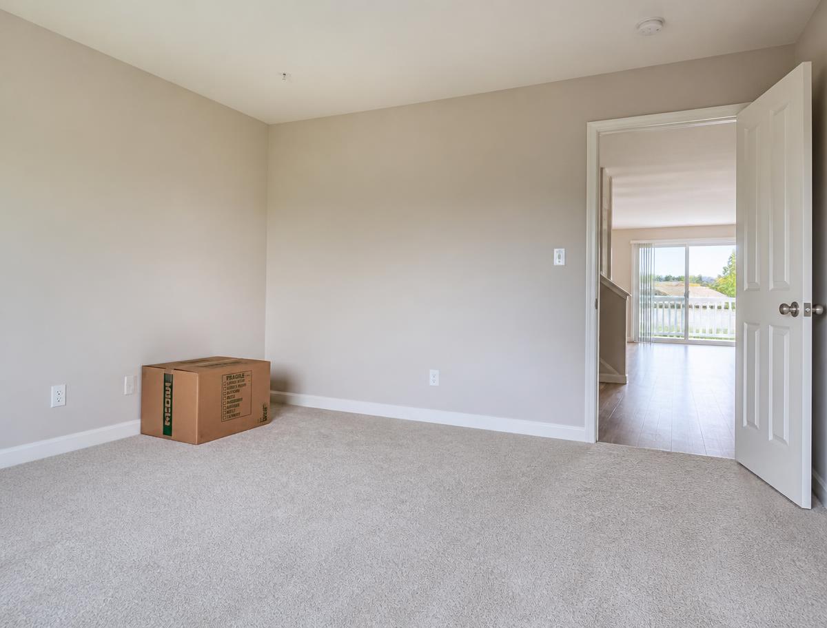 Move In / Move Out by Aurum Cleaning Services